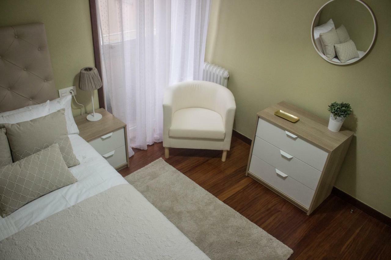 Apartamento Centrico Y Tranquilo En Santiago De Compostela Lägenhet Exteriör bild